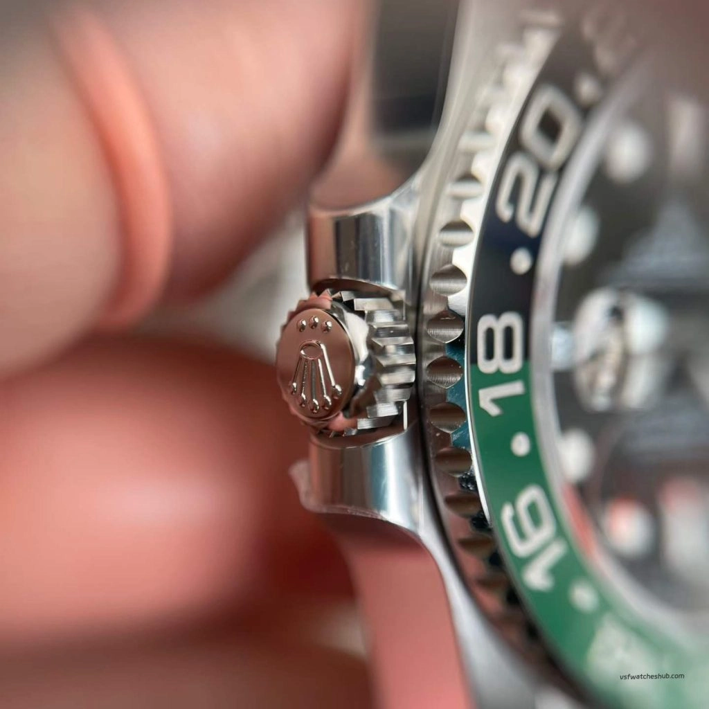VS Factory Rolex GMT-Master II 126720VTNR “Sprite” (green/black bezel) high-definition side crown photos