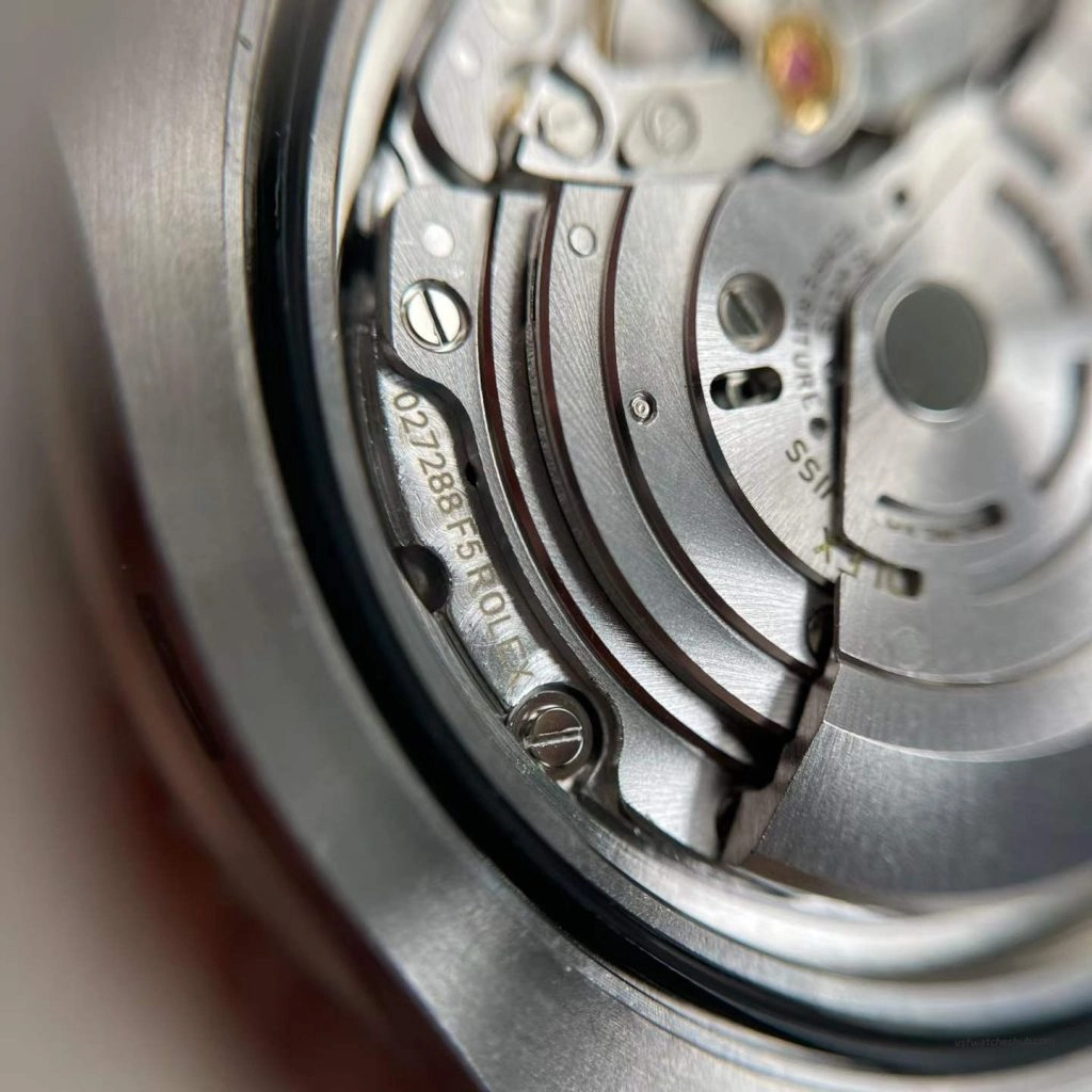 VS Factory Rolex Submariner 116610LN (model 116610LN-0001) movement photos