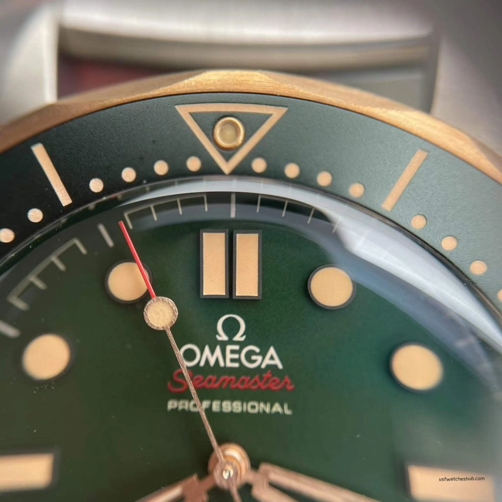 VS Factory Omega Seamaster Diver 300M 210.90.42.20.10.001 dial high-definition photos