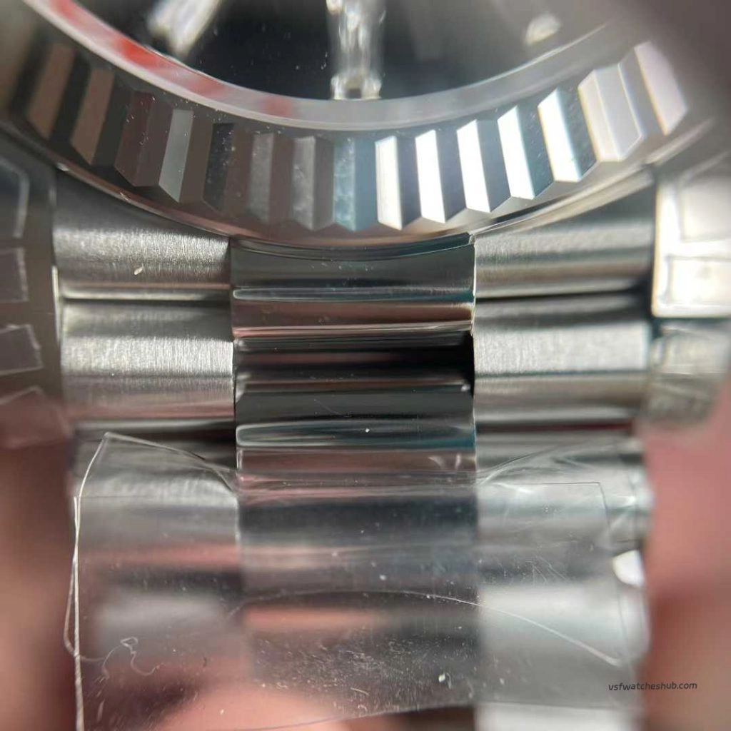 VS Factory Rolex Day-Date 228239-0004 clasp photos