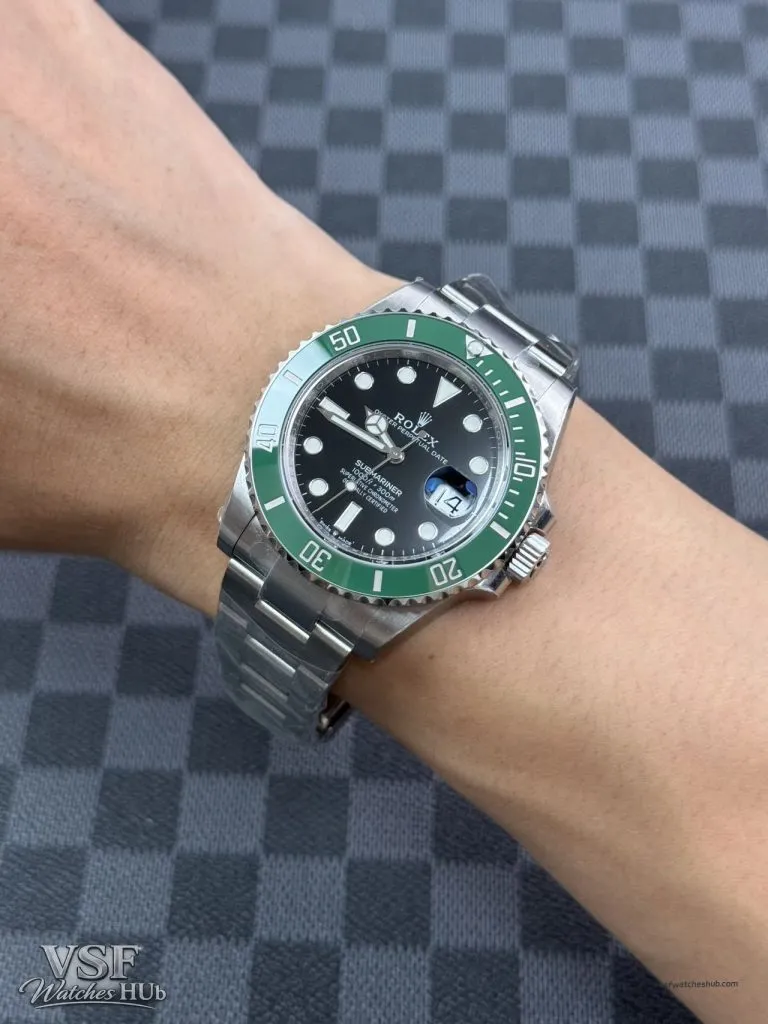 VSF Rolex Submariner 126610LV Starbucks on wrist green bezel