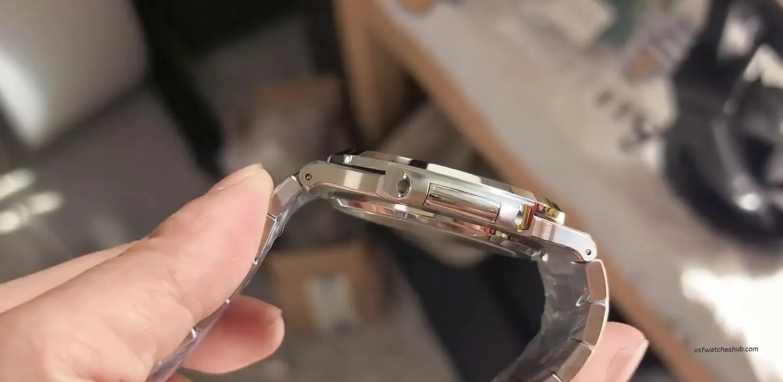 DDF Nautilus 5711 case ears detail compared to Swiss shape